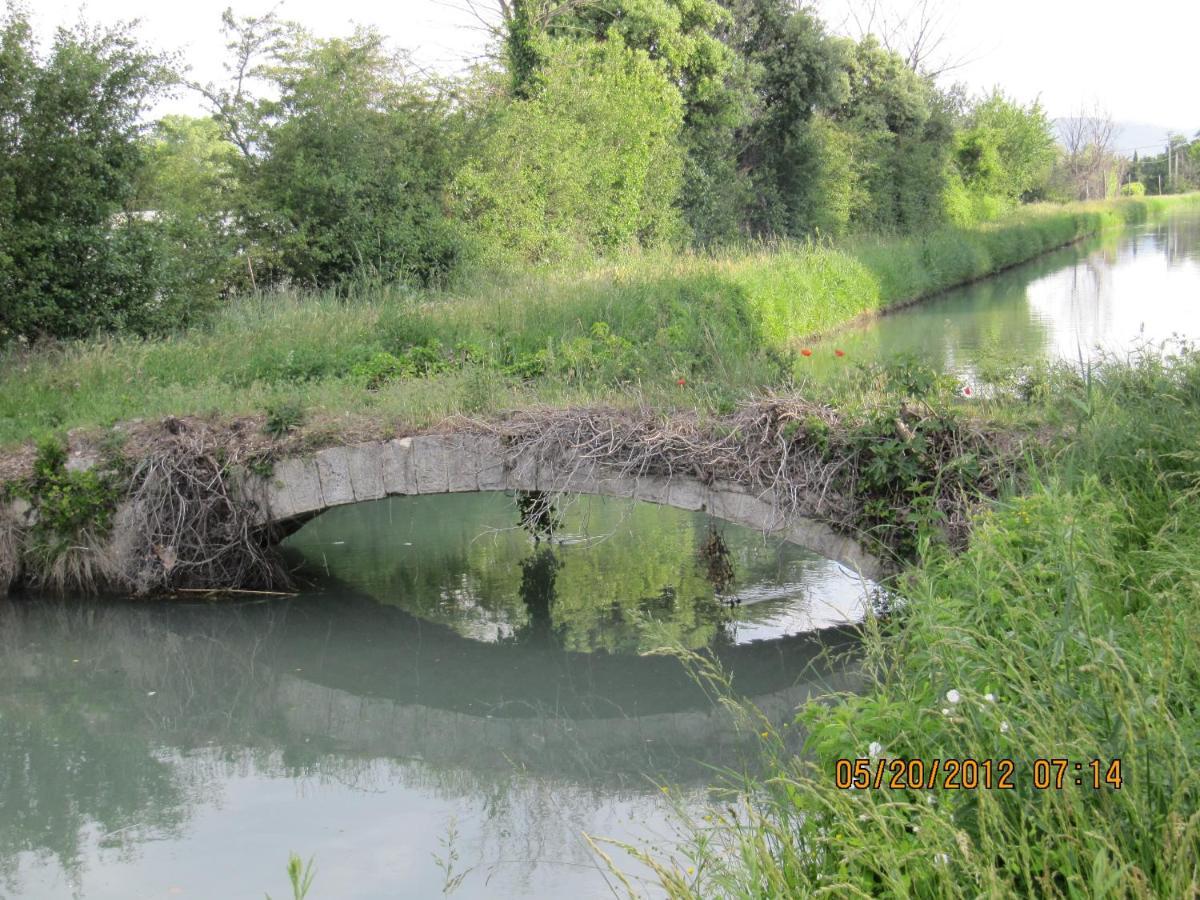 Le Vieux Pont Villa Carpentras Buitenkant foto