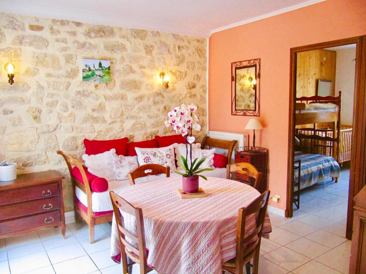 Le Vieux Pont Villa Carpentras Buitenkant foto